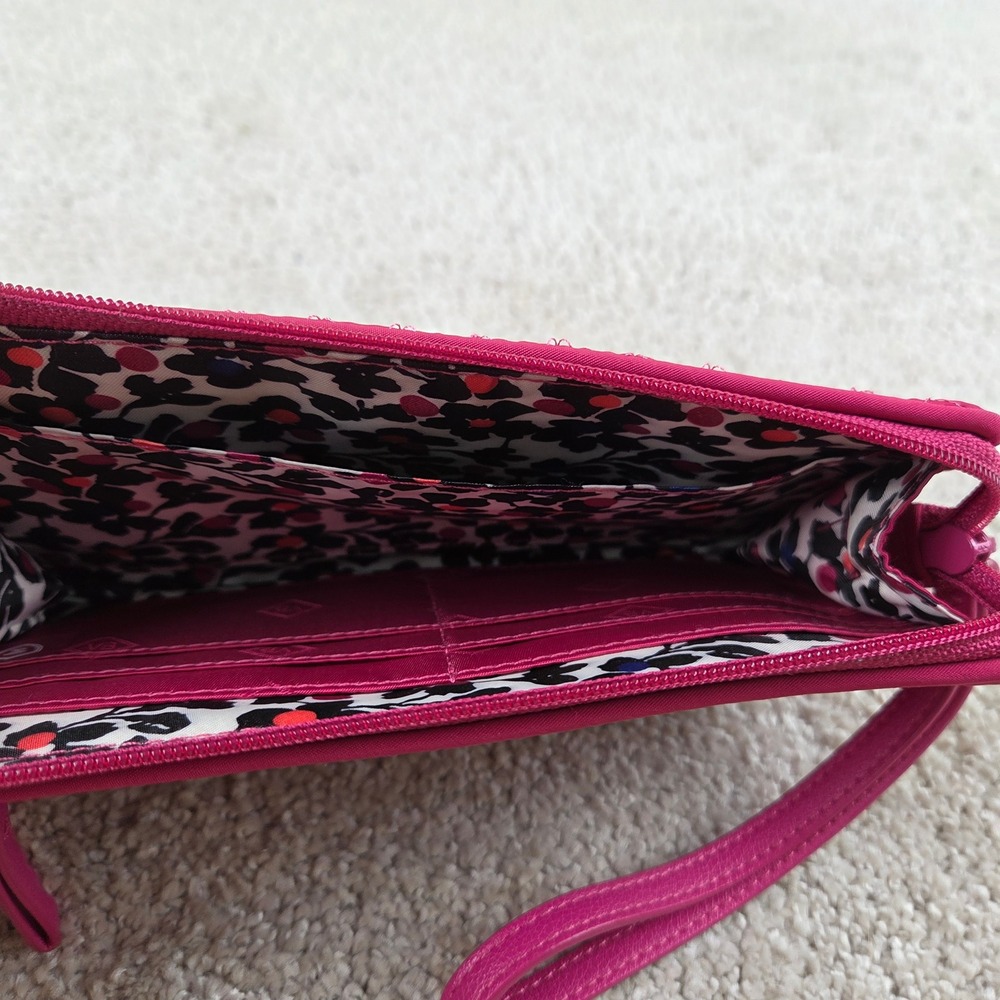 Vera Bradley Magenta Pink Quilted Microfiber Wristlet Wallet Clutch Organizer - Picture 5 of 5